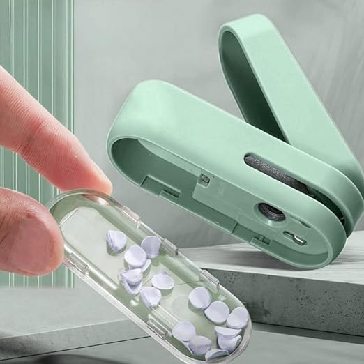 Magnoloran 2 Pack Single Hole Punch, 1/4 inch Mini Small Hole Puncher Heavy Duty Paper Hole Puncher Small Hole Punch One Hole Puncher for Crafts Paper Cards Tags Scrapbook-Pink&Green-DeskLoop Office