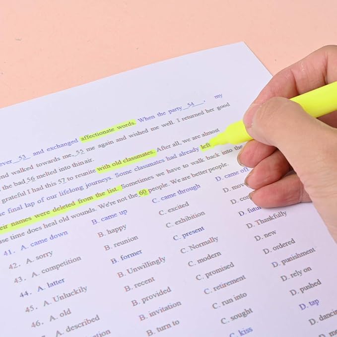 Dabo&Shobo Yellow highlighter, 60 Pack -bright color, chisel tip, for Adults Highlighting in the Home School Office …-DeskLoop Office