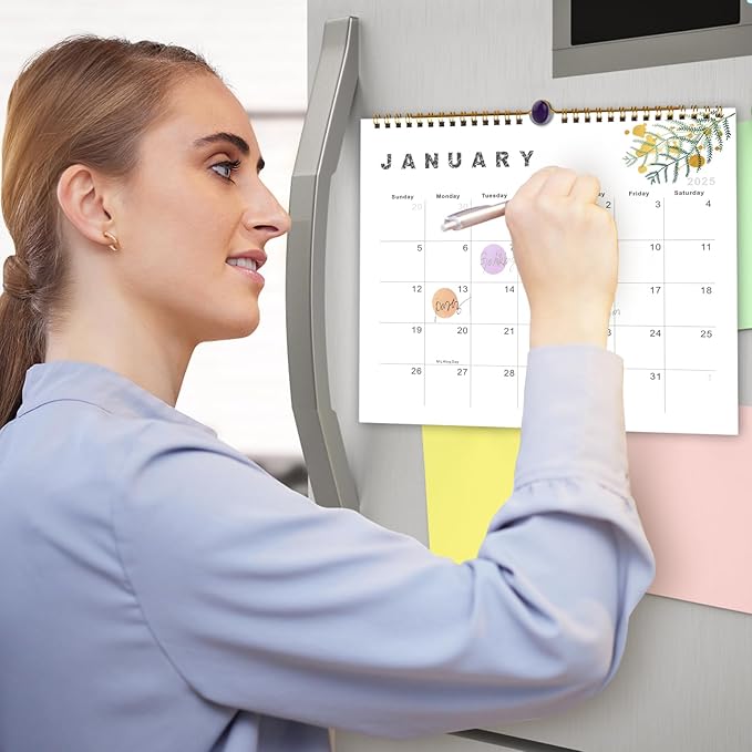 Lbylyhxc 2025 Calendar - from January to December 2025, 2025 12-month wall calendar, 10 x 11.2 inches, heavy paper, suitable for New Year and Christmas Presents (gold leaves)