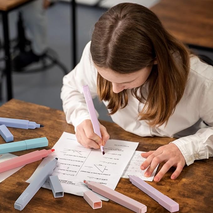 Pastel Highlighters,8pcs Bible Highlighters with Chisel Tip,Cute Markers Highlighter No Bleed,Bible High Lighters Assorted Colors for School Journaling-DeskLoop Office