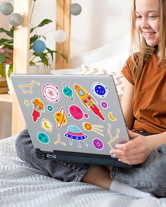 Lzerking Premium Printable Vinyl for Inkjet Printer Sticker Papers 200 Matte 8.5’’x11’’ Waterproof White Lables Decal Paper for Cricut-DeskLoop Office