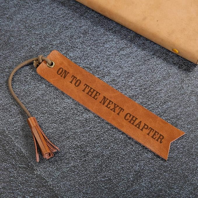 Leather Bookmarks for Men Women Custom Your Text Teen Boys Girls Reading Wedding Reader Leather Bookmark Wedding Party Gift Engraved Birthday Gift (Your Quote here)