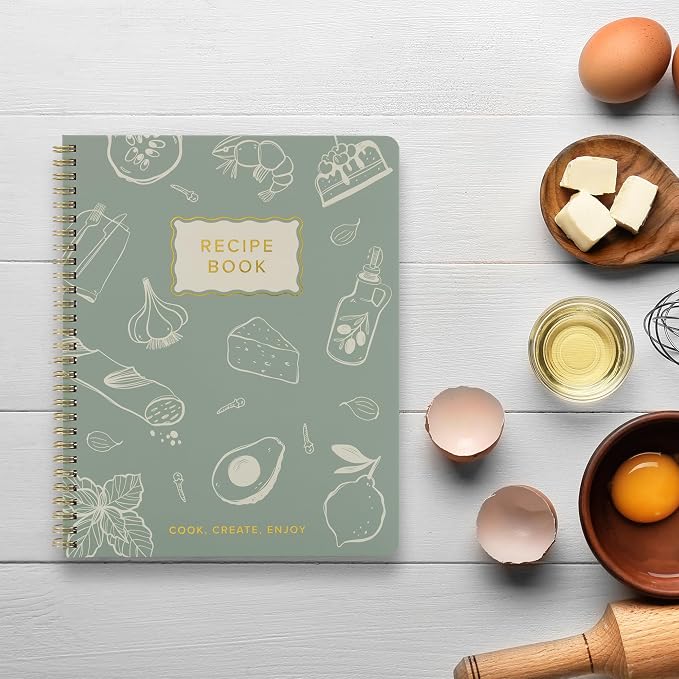 Elegant Recipe Book for 100+ Cherished Meals - Image 7