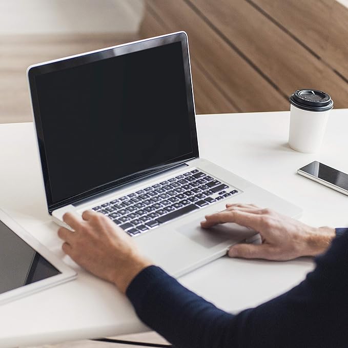 Windex Electronic Cleaning Wipes, Pre-Moistened Screen Wipes for TVs, Phones, and Other Electronics, Resealable for a Freshness Lock, 25 Count-DeskLoop Office