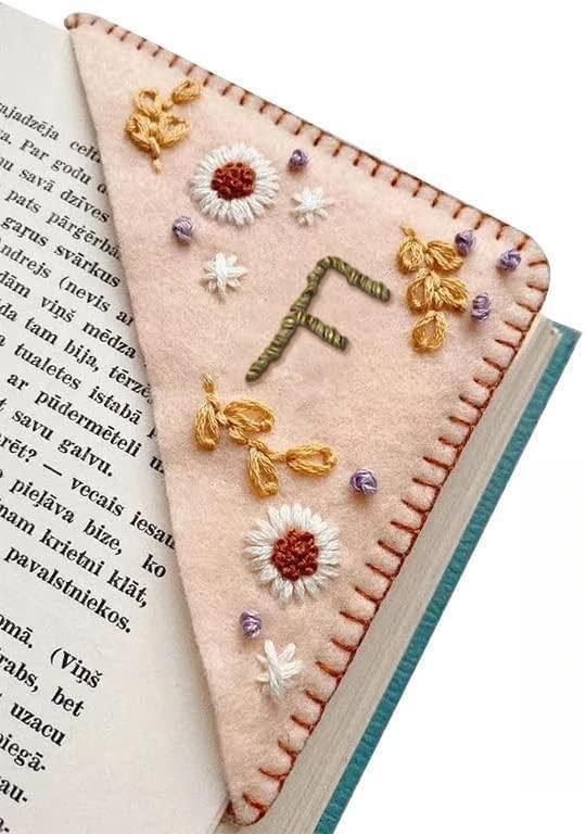 MOTEERLLU Personalized Hand Embroidered Corner Bookmark by MOTEERLLU