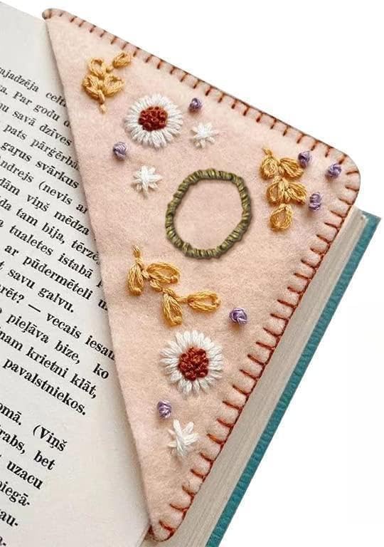 MOTEERLLU Personalized Hand Embroidered Corner Bookmark - Image 2