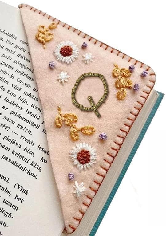 MOTEERLLU Personalized Hand Embroidered Corner Bookmark - Image 2