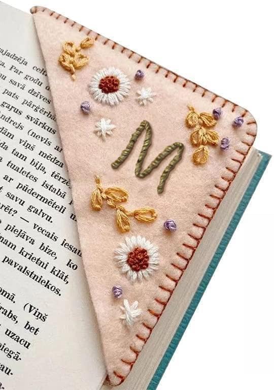 MOTEERLLU Personalized Hand Embroidered Corner Bookmark - Image 2