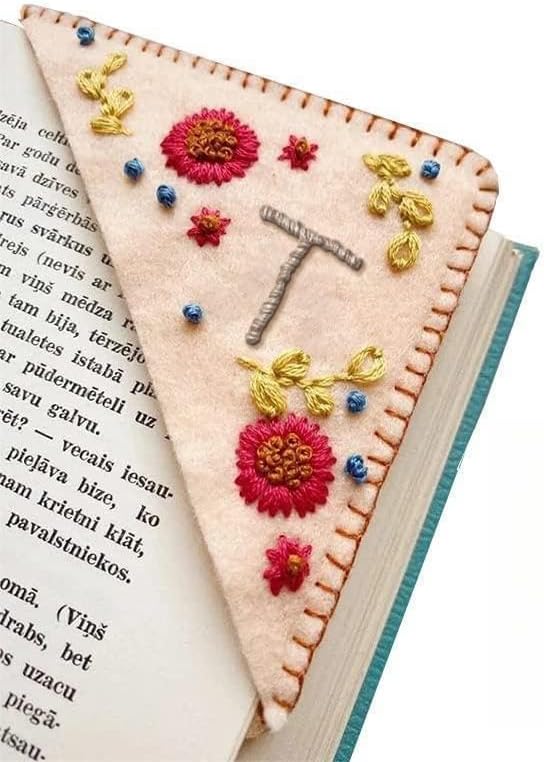 MOTEERLLU Personalized Hand Embroidered Corner Bookmark - Image 2