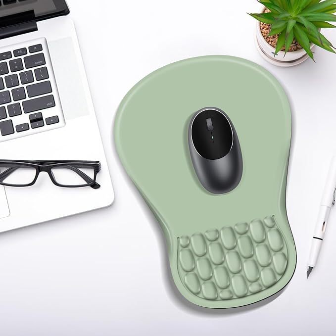 YIWEI Ergonomic Mouse Pad with Wrist Rest - Image 7
