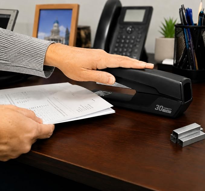 Metal Stapler with 830 Staples, Office Stapler, Staplers - Image 3