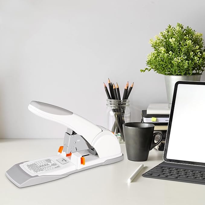 Amazon Basics Heavy-Duty Desktop Stapler, 130 Sheets High Capacity, Sturdy - Image 9