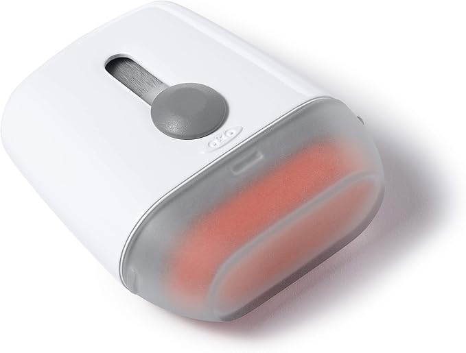 OXO Good Grips Sweep & Swipe Laptop Cleaner - Image 12
