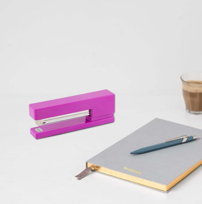 JAM PAPER Modern Desk Stapler - Image 7