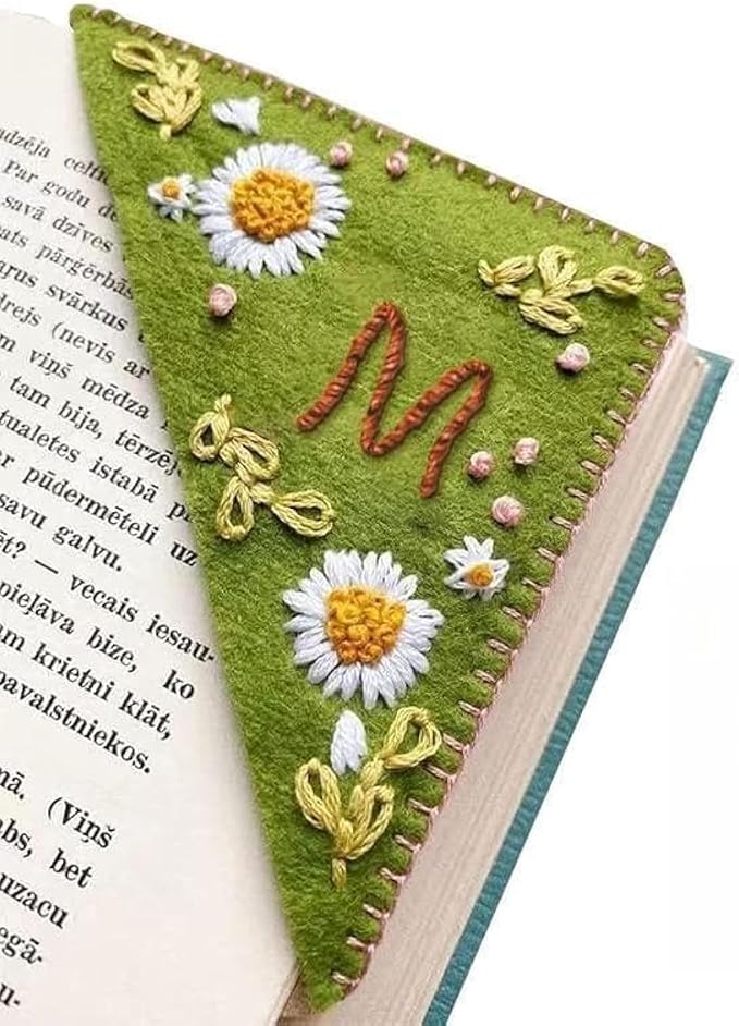 MOTEERLLU Personalized Hand Embroidered Corner Bookmark by MOTEERLLU