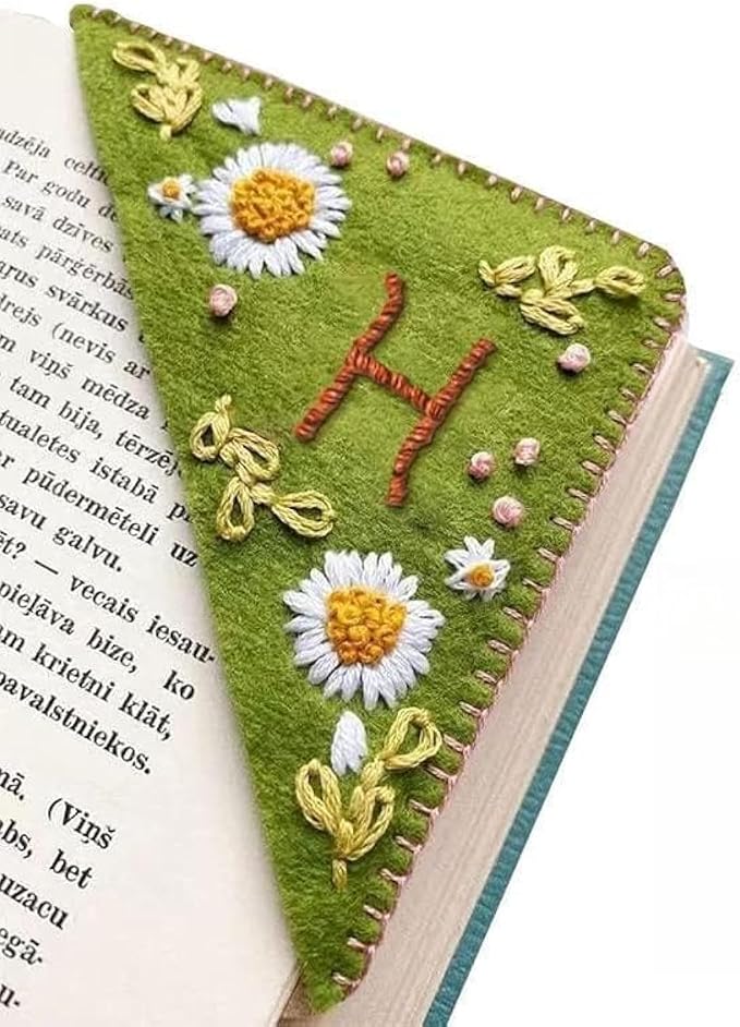 MOTEERLLU Personalized Hand Embroidered Corner Bookmark by MOTEERLLU