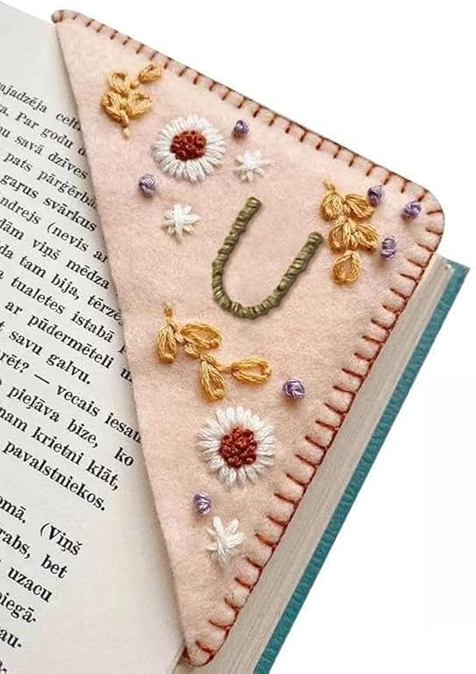 MOTEERLLU Personalized Hand Embroidered Corner Bookmark by MOTEERLLU