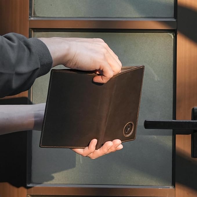 Polare Luxury RFID Blocking Leather Passport Holder Travel Wallet - Image 9
