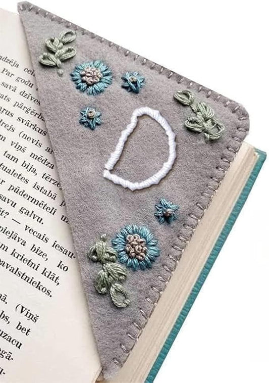 MOTEERLLU Personalized Hand Embroidered Corner Bookmark by MOTEERLLU
