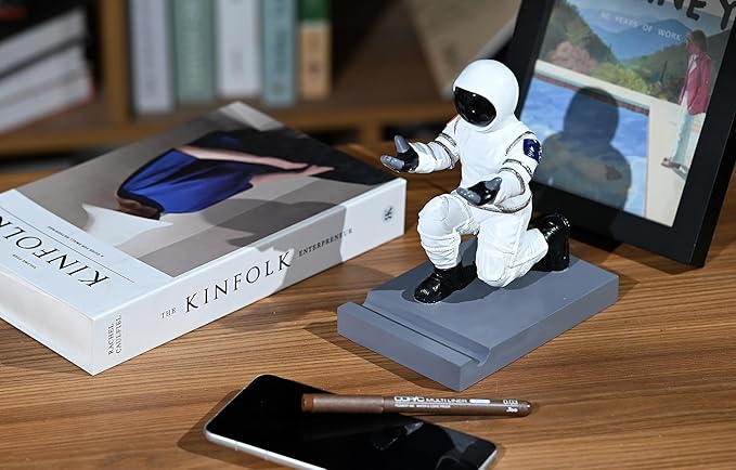 Astronaut Resin Pen Holder, Mobile Phone Stand, Device Stand, Desk Organizer Decorative Pen Holder (White&Black)-DeskLoop Office