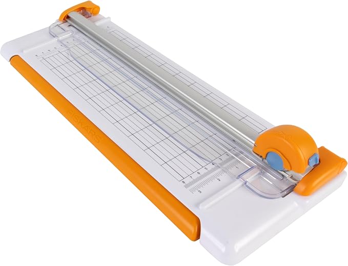 Fiskars Compact Rotary Paper Trimmer - Image 9