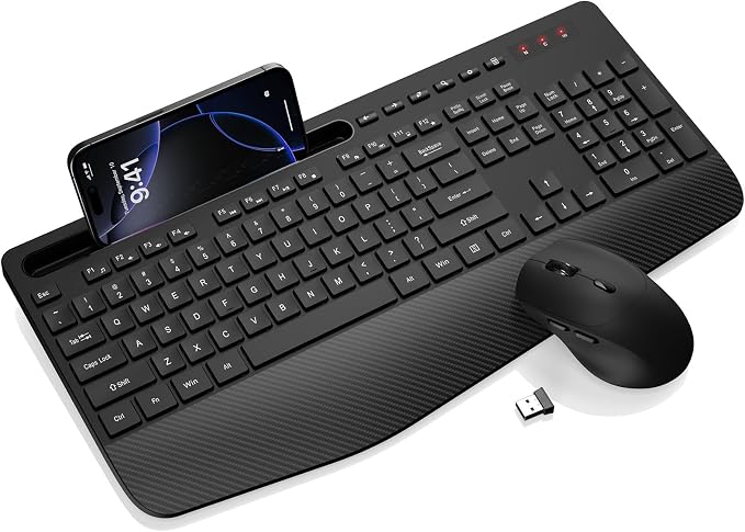 Wireless Keyboard and Mouse Combo by Trueque