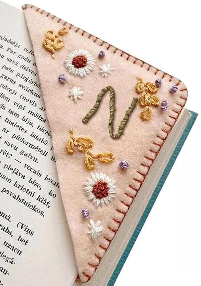 MOTEERLLU Personalized Hand Embroidered Corner Bookmark by MOTEERLLU