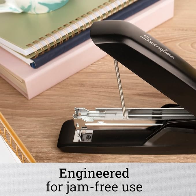 Swingline Standard Stapler, 20 Sheet Capacity, 545 Desktop Stapler - Image 4