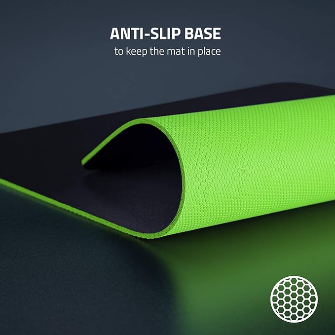 Razer Gigantus V2 Cloth Gaming Mouse Pad: Thick, High-Density Foam - Image 4