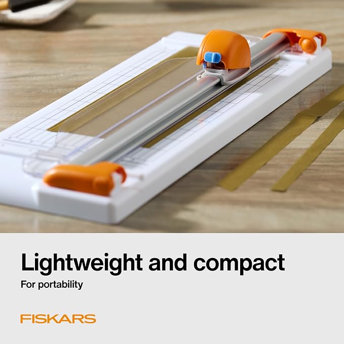 Fiskars Compact Rotary Paper Trimmer - Image 2