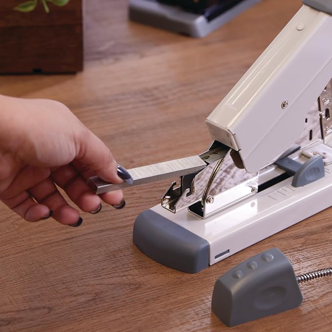 Swingline Heavy Duty Stapler, 160 Sheet Capacity, Includes Alignment Guide - Image 5