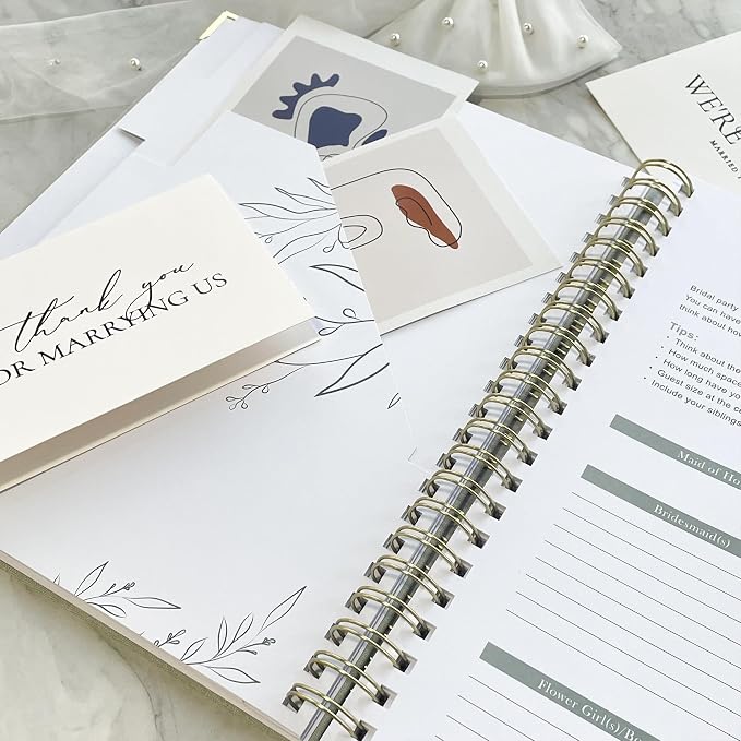 Wedding Planner Book and Organizer - Image 8