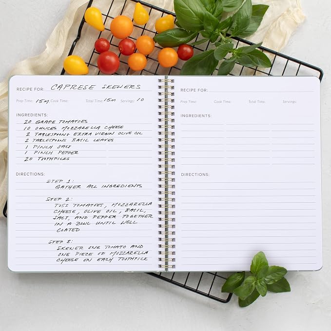 Elegant Recipe Book for 100+ Cherished Meals - Image 3