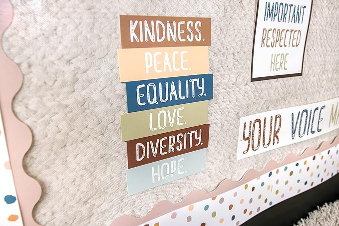 Teacher Created Resources Woven Better Than Paper® Bulletin Board Roll - Image 4