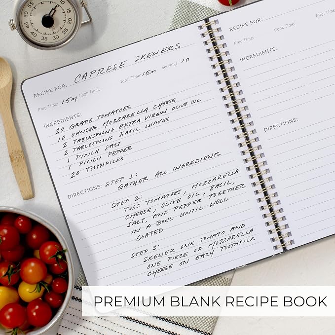 Elegant Recipe Book for 100+ Cherished Meals - Image 5