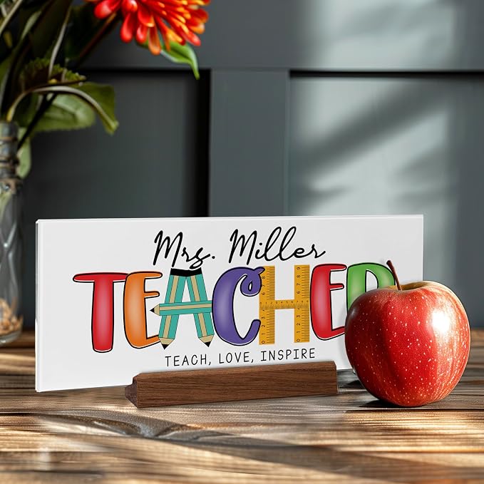 Generic Personalized Teacher's Day Name Plate, Customized Acrylic Nameplate - Image 4