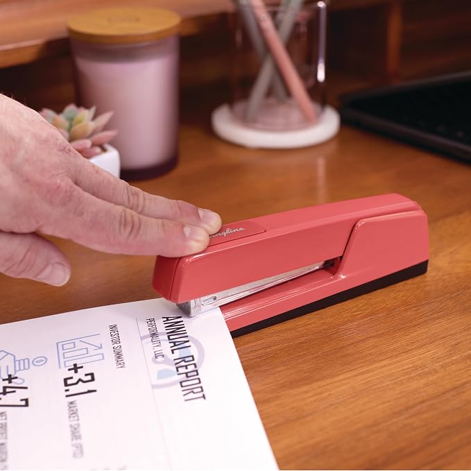 Swingline Stapler, 30 Sheet Capacity, 747 Classic Desktop Stapler, Jam Free - Image 2