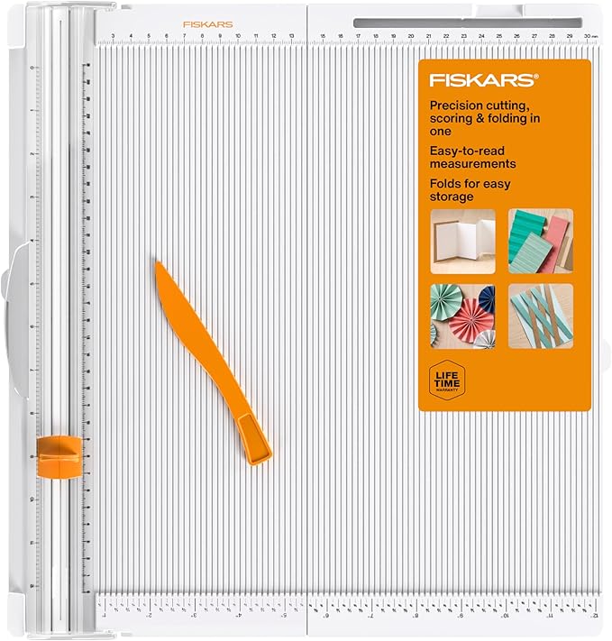 Fiskars 12" Trim & Score Board, TripleTrack System, Integrated Scoring Surface by Unknown
