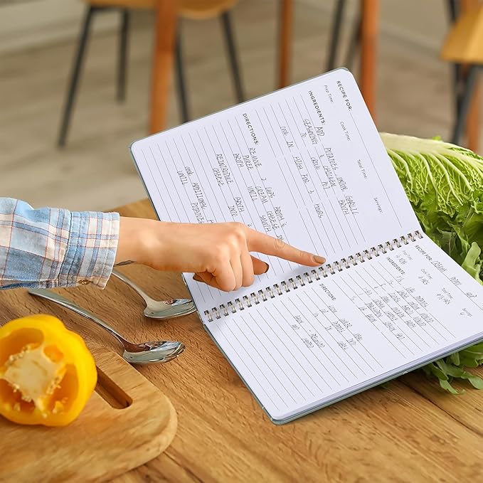 Elegant Recipe Book for 100+ Cherished Meals - Image 6