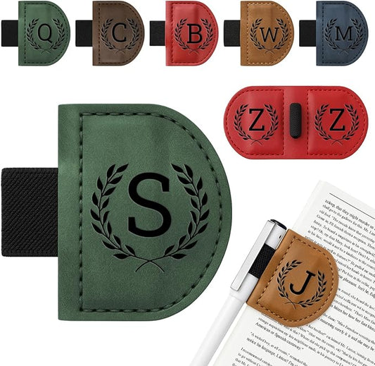 Personalized Bygone Mark Bookmark with Pen Holder,Engraving Leather Magnetic Bookmarks Vintage 26 Letters Name Initials Text Book Marker Clips Gifts for Reading Book Lovers Women (Green, S)