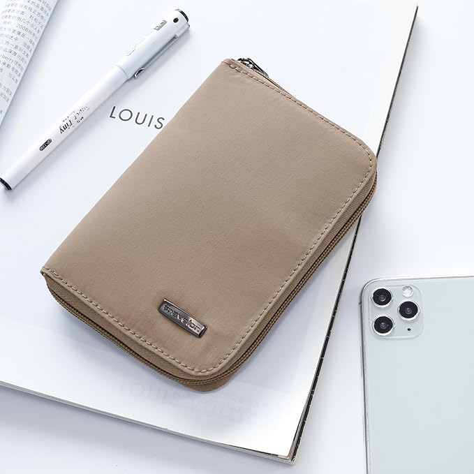 Travelon RFID Blocking Passport Zip Wallet - Image 7
