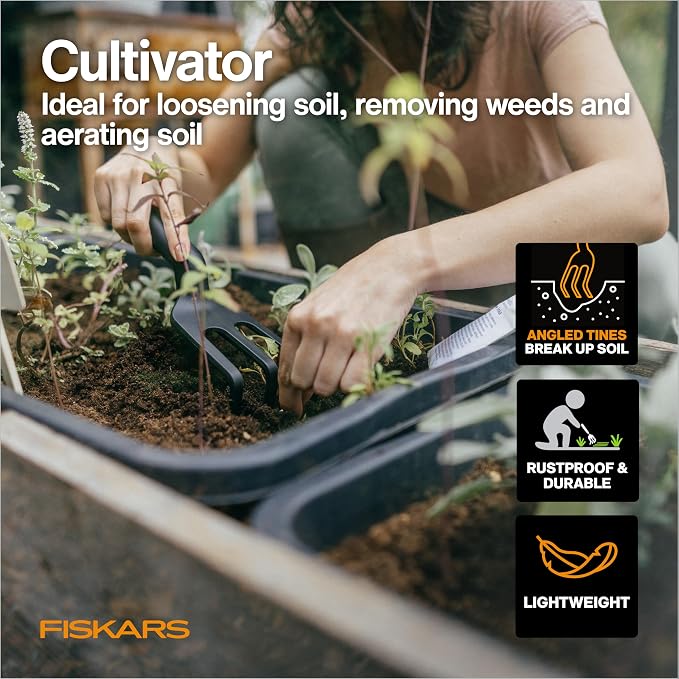 Fiskars 4-Piece House Plant Starter Tool Gift Set, Plant Care Accessories Set - Image 4