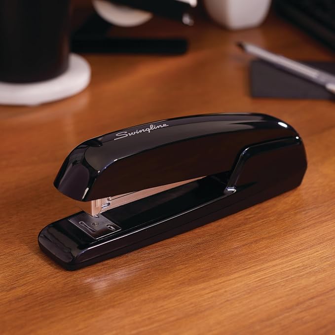 Swingline Stapler, Office Desk Stapler, 20 Sheet Paper Capacity, Heavy Duty - Image 2