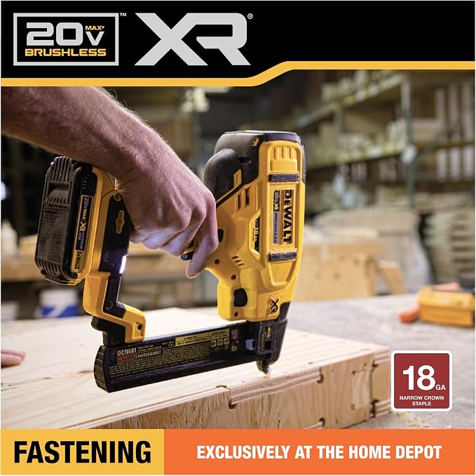DEWALT 20V MAX* Narrow Crown Stapler Kit - Image 4