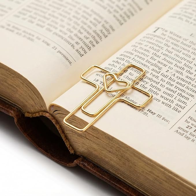 Gold Heart Cross Paper Clips Gold - Image 9