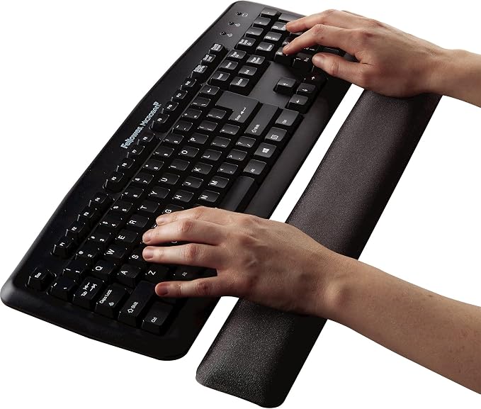 Fellowes Gel Keyboard Wrist Rest - Image 4