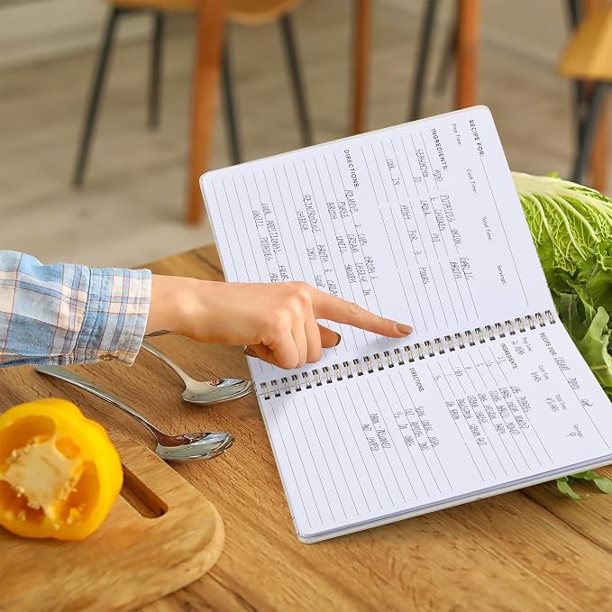Elegant Recipe Book for 100+ Cherished Meals - Image 6