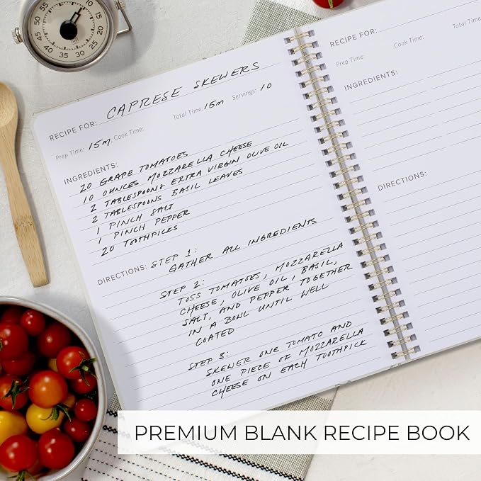 Elegant Recipe Book for 100+ Cherished Meals - Image 5