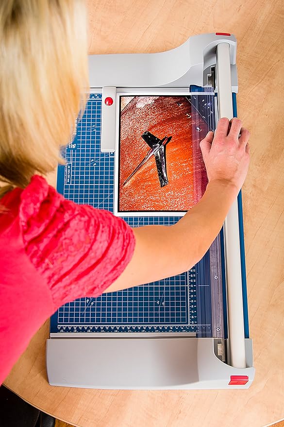 Dahle 442 Premium Rotary Trimmer, 20" Cut Length, 30 Sheet Capacity, Self-Sharpening, Automatic Clamp, German Engineered Paper Cutter-DeskLoop Office