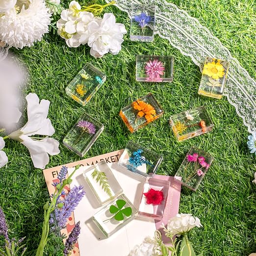 12 Pcs Real Pressed Flower Resin Paperweights - Image 2